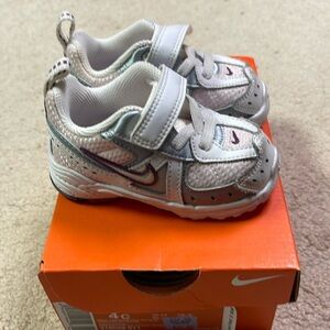 Girls Toddler Nike Running Shoes Size 4C